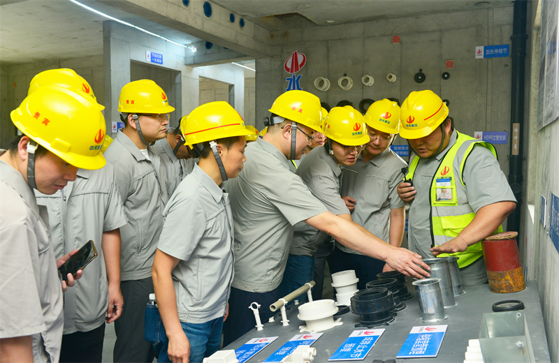 为进一步推进优质客户高效履约，提升交付品质、达成客户满意，2025年6月25日，DB电竞建设集团在上海组织召开2025年越秀地产、华润置业客户履约推进会。